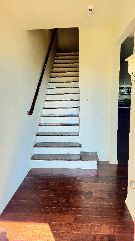 7721 Rutgers Cir, Fairburn, GA 30213 - photo 2