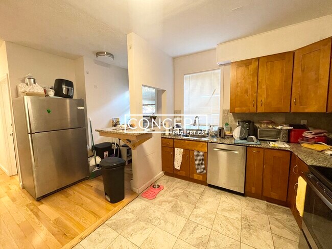 8 Bickford Ave unit 1, Boston, MA 02120 - photo 2