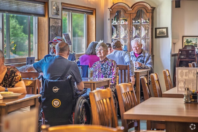 Krain Corner Bakery features custom baked goods for hungry Krain-Wabash residents.