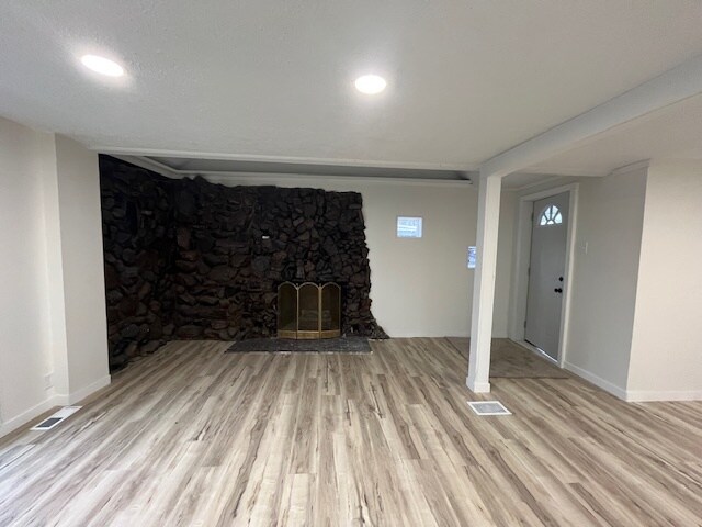 1301 E 6th St, Mishawaka, IN 46544 - photo 5