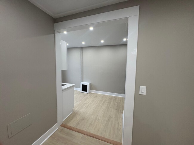 38 Winans St, East Orange, NJ 07017 - photo 6