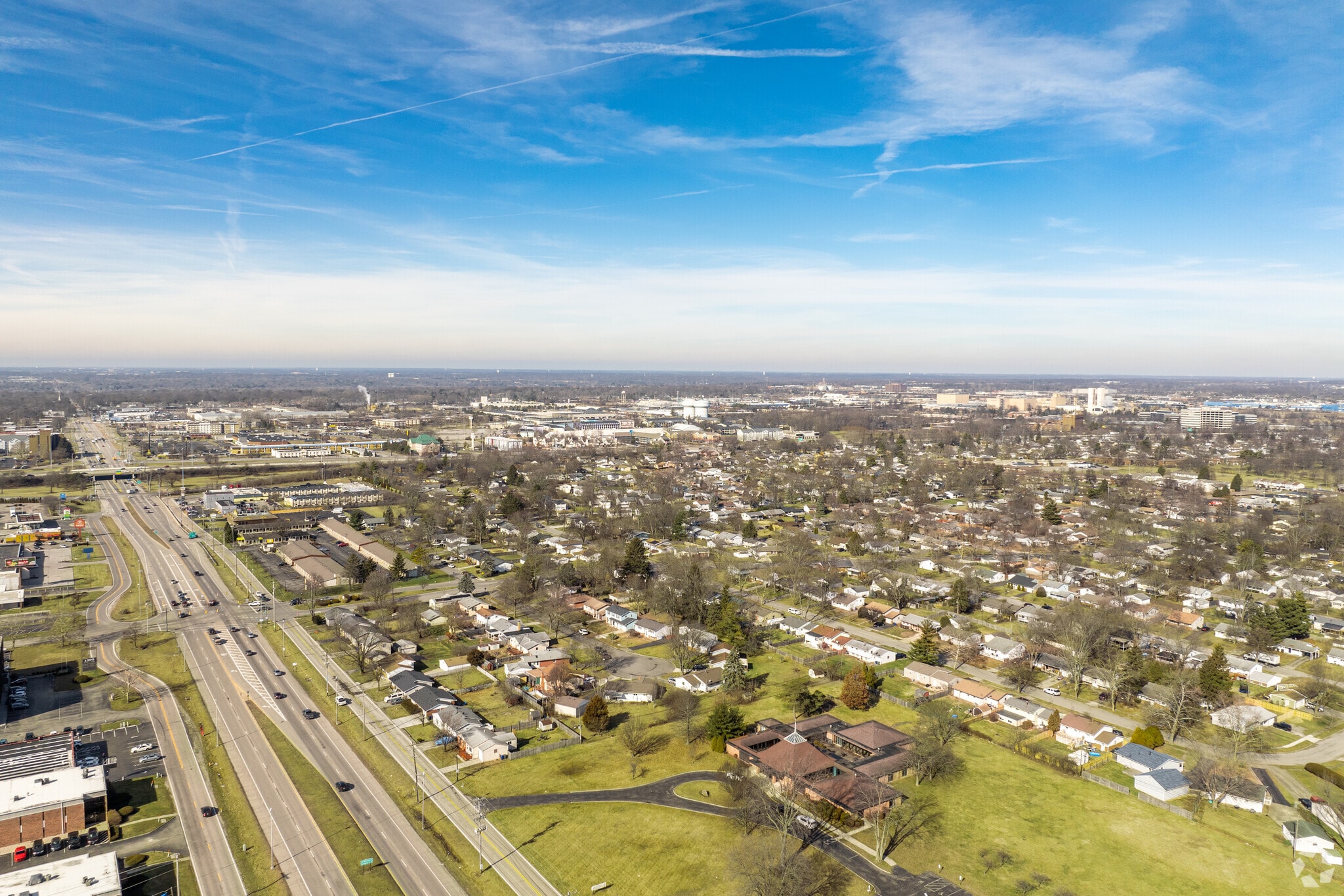 Devonshire is located directly next to I-71, making it convenient to get around the city.