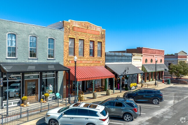Downtown Pilot Point has unique stores and hosts regular town events throughout the year.