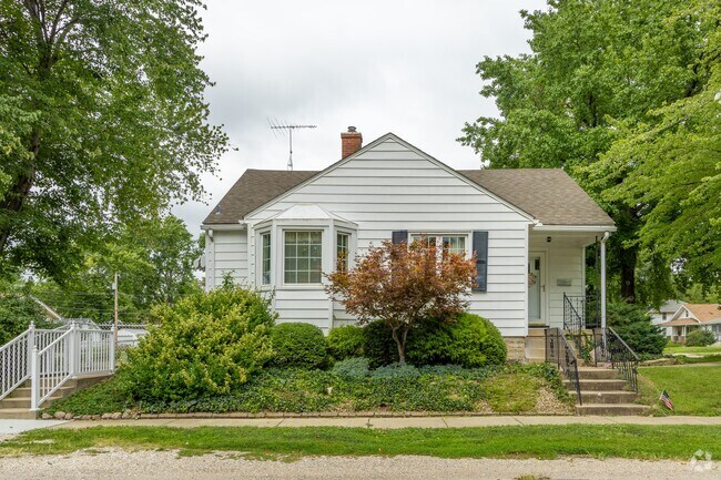 Some homes in Bunn Park sit atop hills and afford an elevated view of the neighborhood.