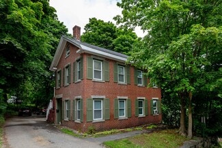 17 Walker St Unit 2, Bath, ME 04530