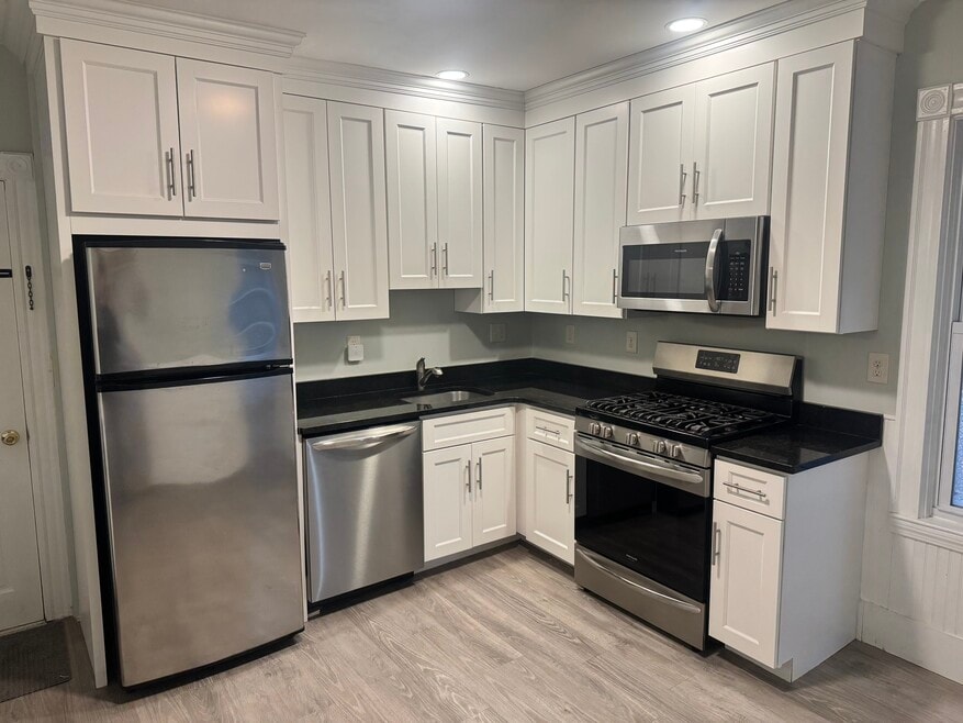 10 Crescent Hill unit 2, Wakefield, MA 01880 - photo 1