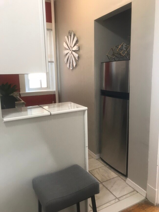 916 Beacon St unit 6, Boston, MA 02215 - photo 5