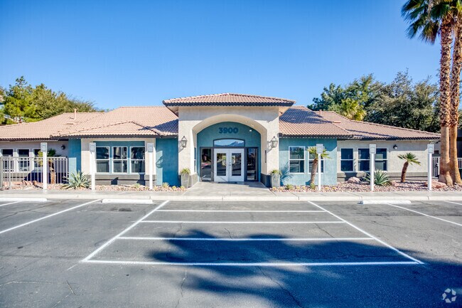 Xander 3900, Las Vegas, NV 89129 - photo 2