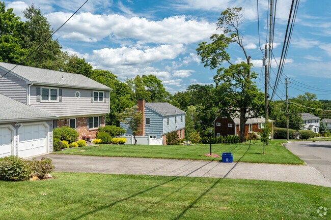 Homes in Rye Brook are colorful and well-maintained.