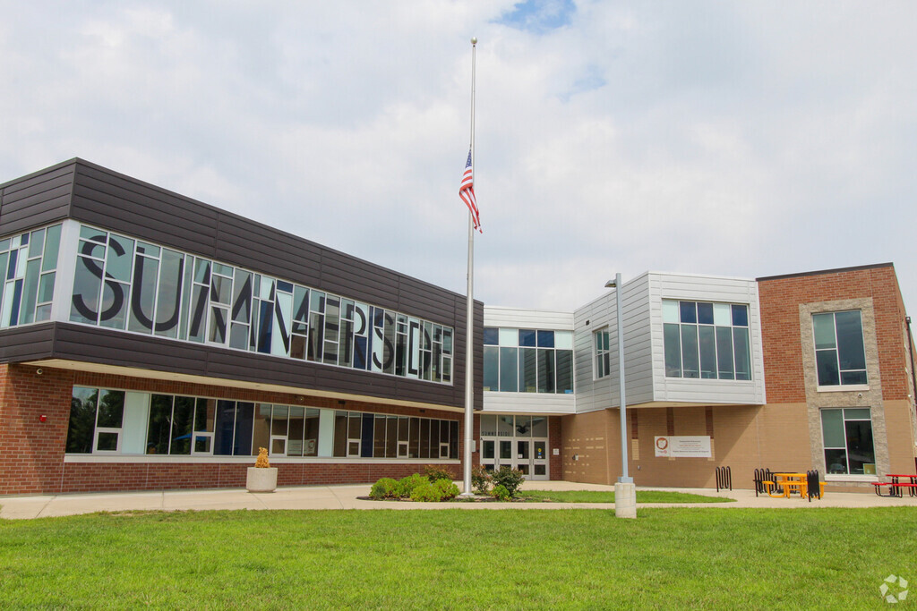 Summerside Elementary School building in Outer Clermont County.