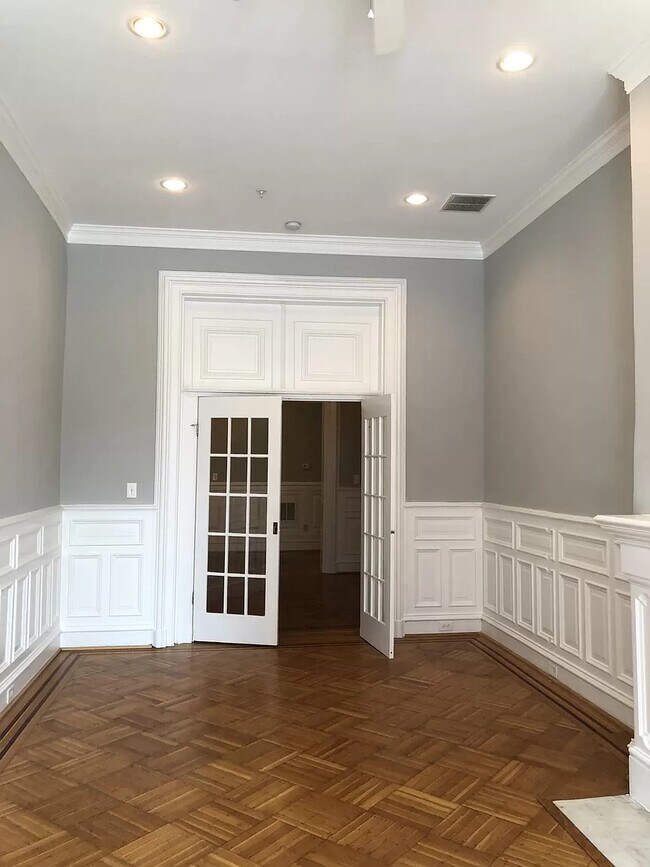 1226 Saint Paul St unit 1, Baltimore, MD 21202 - photo 3