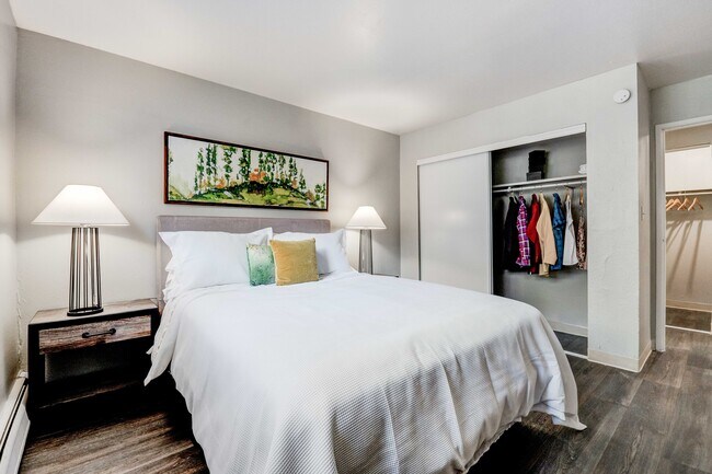 Forest Manor, Glendale, CO 80246 - photo 6