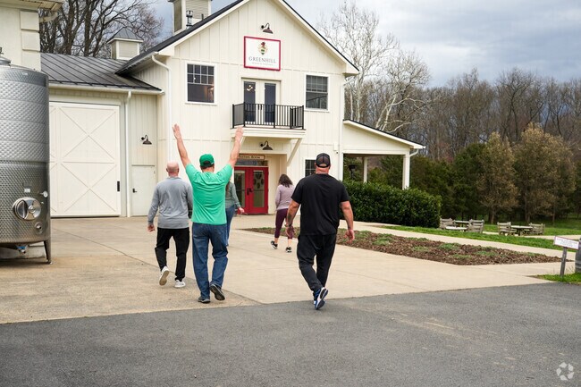 Greenhill Vineyards offers wine tasting near Middleburg.