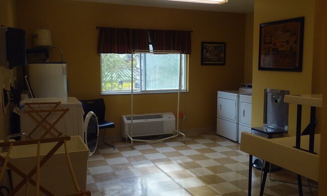 Heritage Place, Barberton, OH 44203 - photo 6