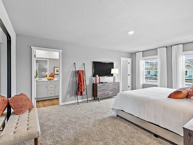 927 Maywood Ln, Walnut, IA 50263 - photo 4