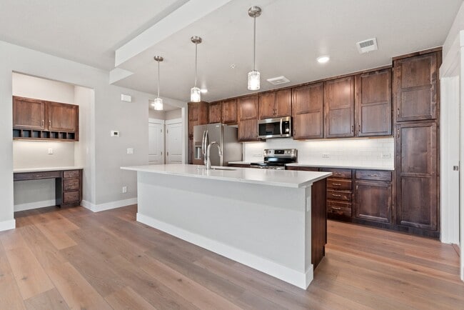 968 Birdwhistle Ln unit 2, Fort Collins, CO 80524 - photo 3