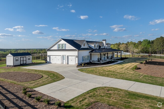 Modern farmhouses are being built around Whitesburg, often when plenty of land.