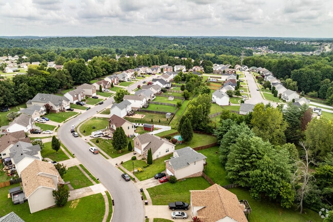 Glen Ellen Landing offers quaint homes for first time buyers or servicemen and women outside Clarksville, Tennessee.