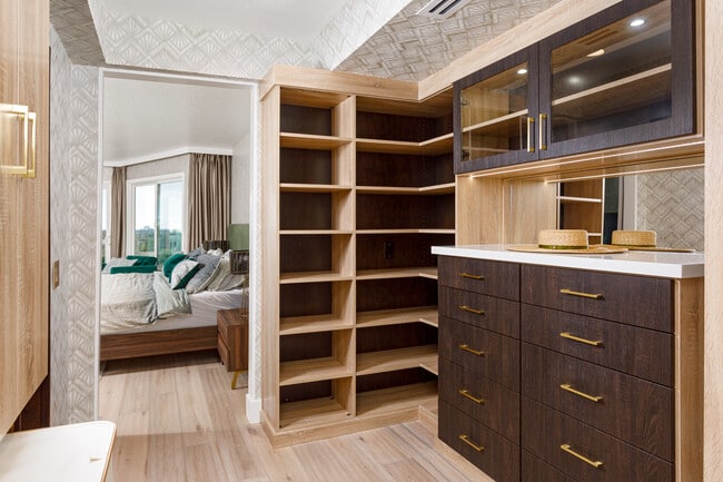 18826 Winnwood Ln, Santa Ana, CA 92705 - photo 4