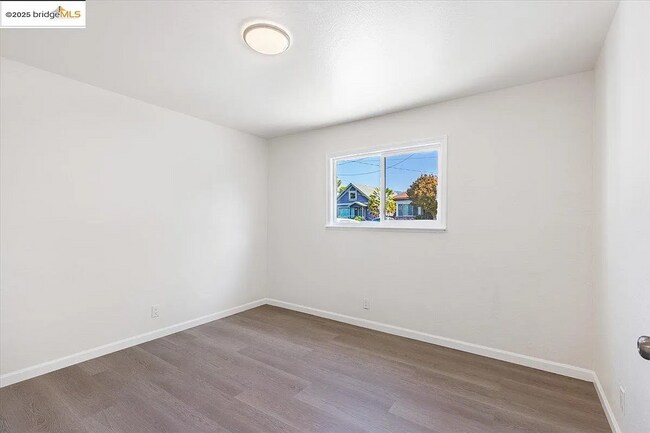 2846 McGee Ave unit A, Berkeley, CA 94703 - photo 6