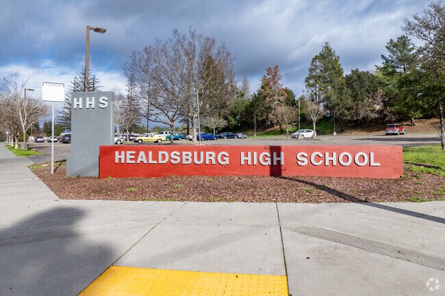 Educational opportunities abound at Healdsburg High School.