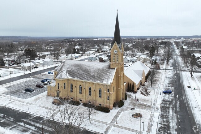 Our Lady of the Prairie Catholic School
enrolls nearly 50 students.