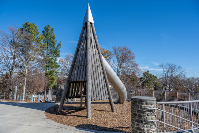 Beauvoir Elementary School serves students from pre-kindergarten through 3rd grade.
