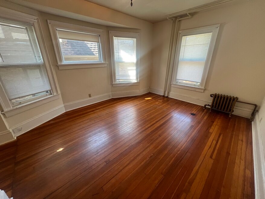 928 Spaight St unit 3, Madison, WI 53703 - photo 1