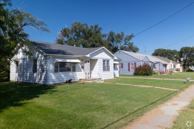 Hillsboro’s residential streets feature early 1900s bungalows with classic charm.
