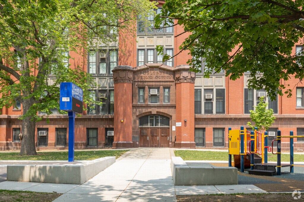 Oglesby Elementary School
Public Pre-K, Elementary & Middle School
Auburng Gresham, Chicago IL.