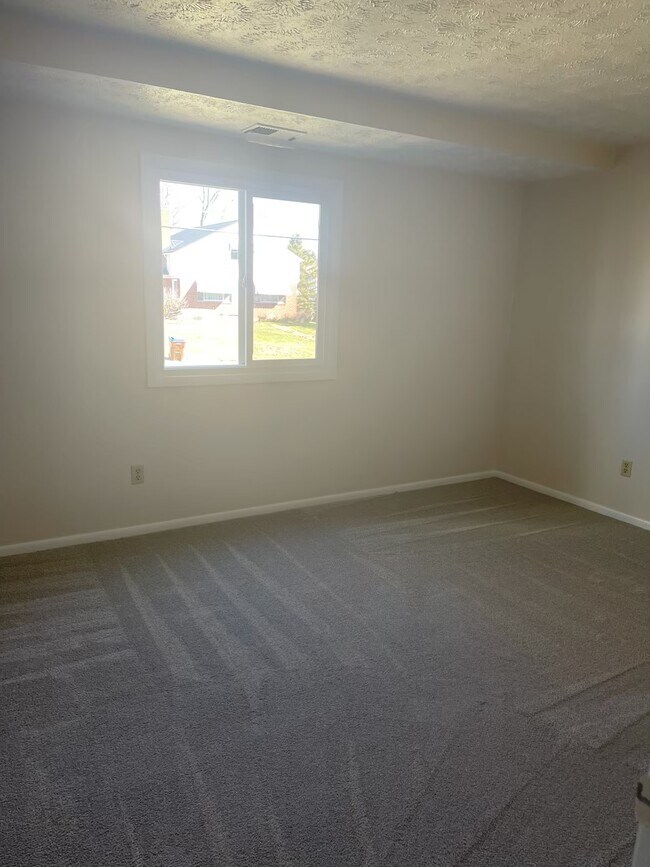 Lafayette Apartments, Hermitage, PA 16148 - photo 6