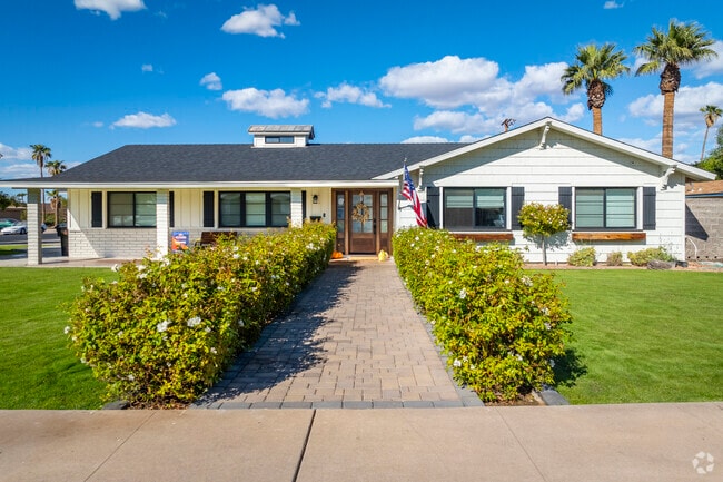 Riverview’s ranch-style homes blend classic charm with modern comfort.