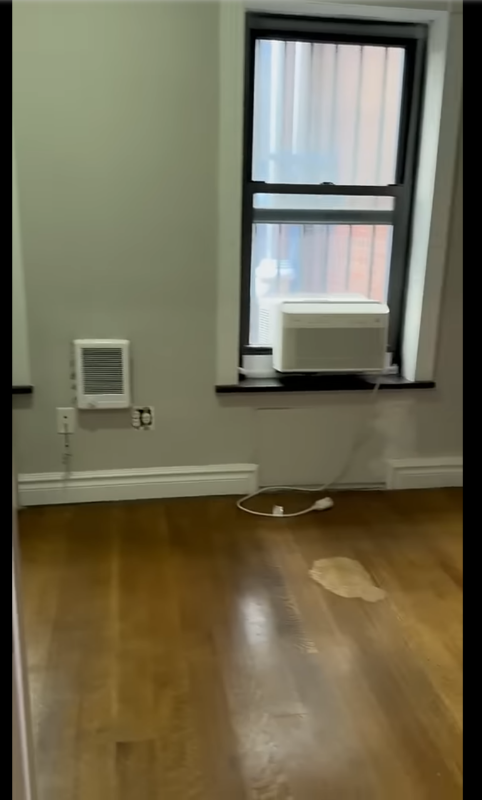 W 53rd St 9th Ave unit 3, New York, NY 10019 - photo 1