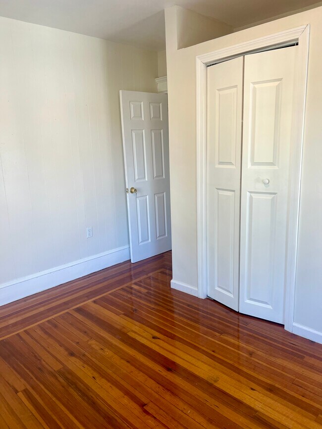 88 Massachusetts Ave Unit 1, Springfield, MA 01109