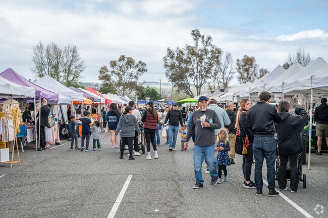 The Great Park Farmers Market is held every Sunday from 10:00 AM to 2:00 PM.