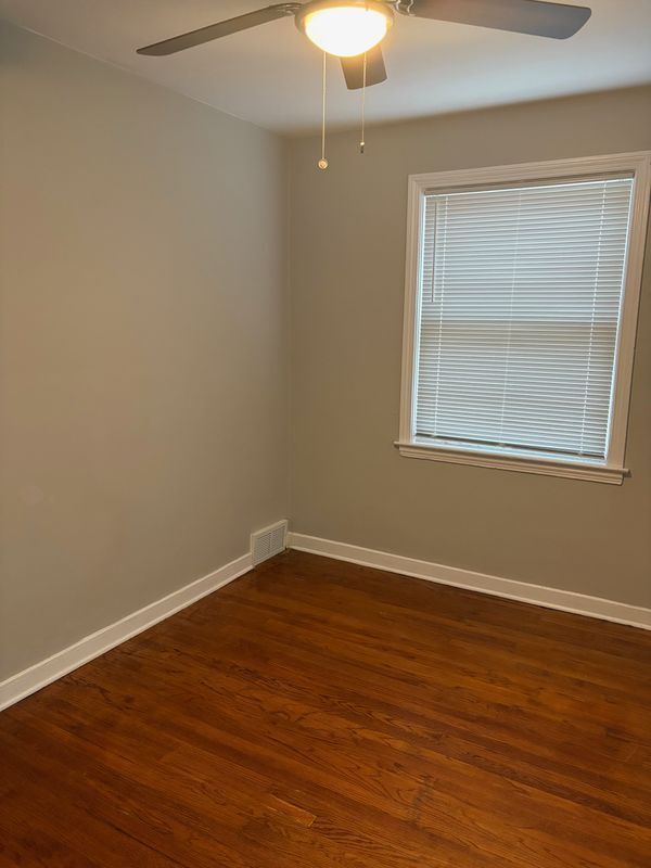 4957 Hull St, Skokie, IL 60077 - photo 4