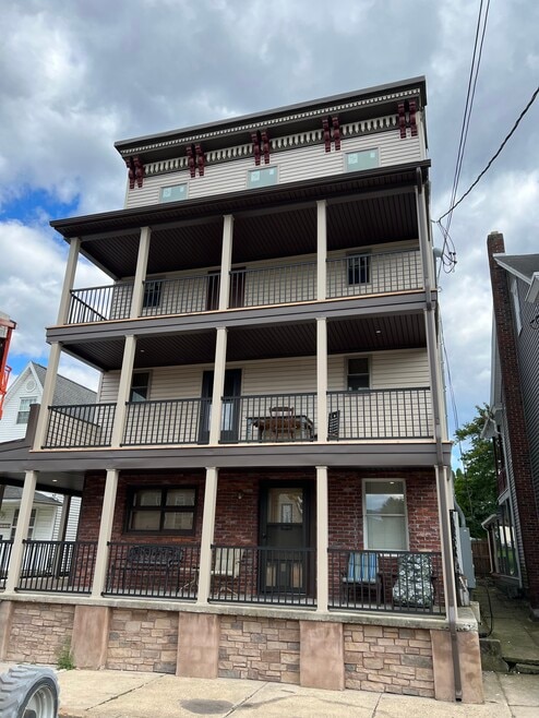 107 W Biddle St, Gordon, PA 17936 - photo 1