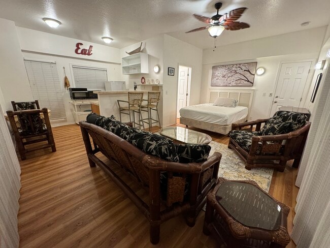 4695 Aliomanu Rd unit Studio 1, Anahola, HI 96703 - photo 2
