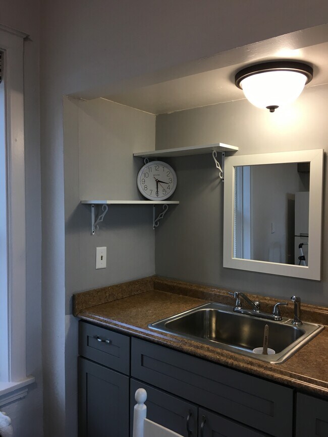 317 N 4th Ave W unit 317, Duluth, MN 55806 - photo 5