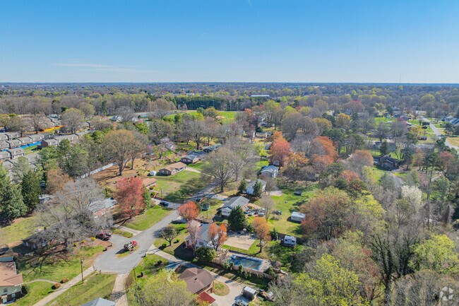 Konnoak offers quiet suburban living set in mature trees.