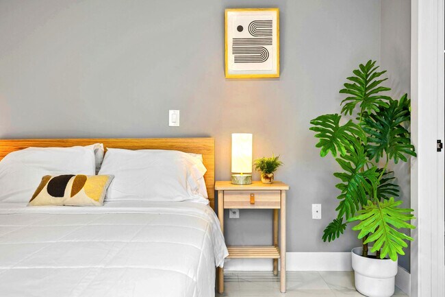 1784 NW 31st St unit FL1-ID1239909P, Miami, FL 33142 - photo 4