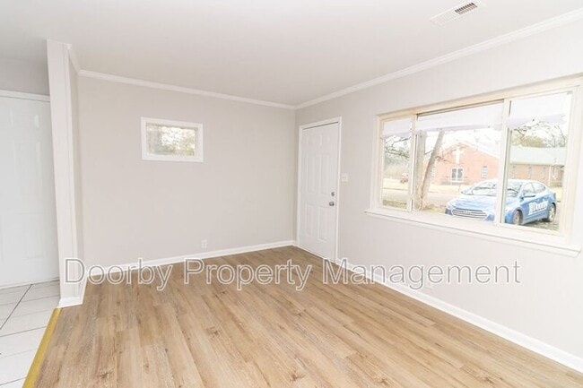 1132 N Hickory St unit 1132, Chattanooga, TN 37406 - photo 3