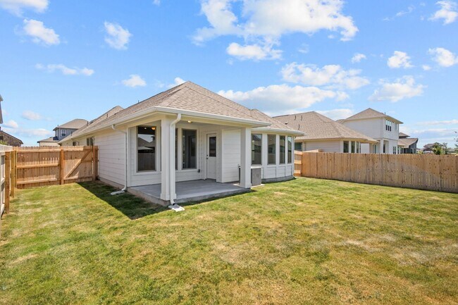 10281 Bartenheim Dr, Schertz, TX 78154 - photo 7