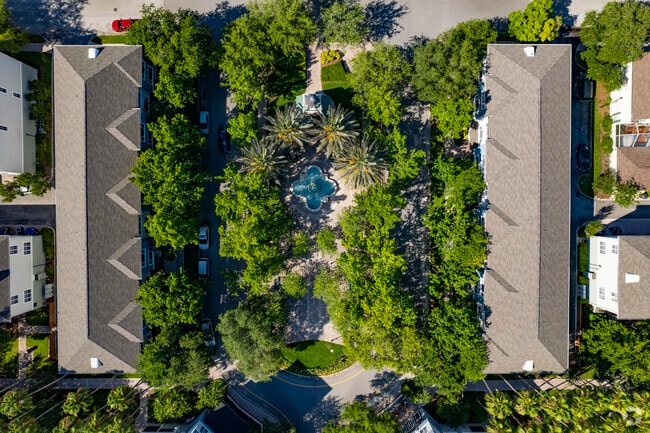 An overview of a typical townhome complex in Westchase.