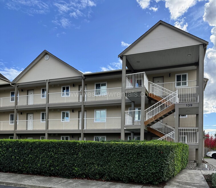 Benjamin Court Apartments