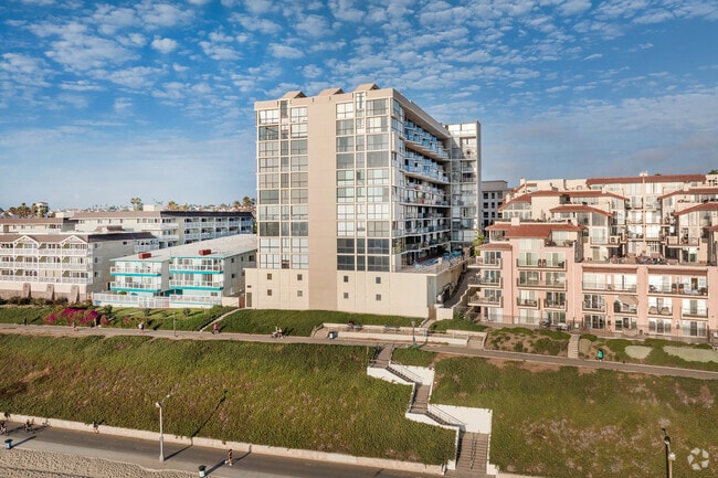 Condos, apartments and hotels are more prevalent at Redondo Beach, many located by the beach.