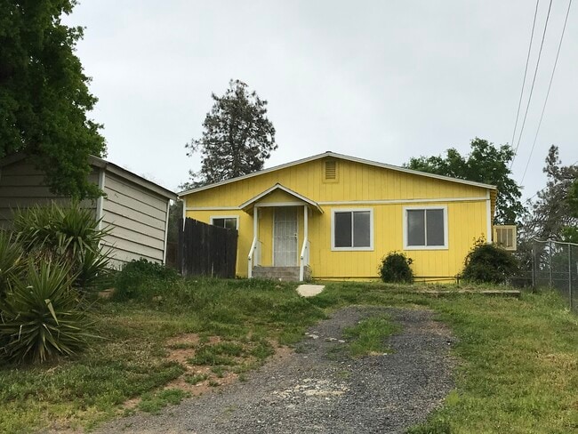 1134 Oro Dam Blvd W, Oroville, CA 95965 - photo 3