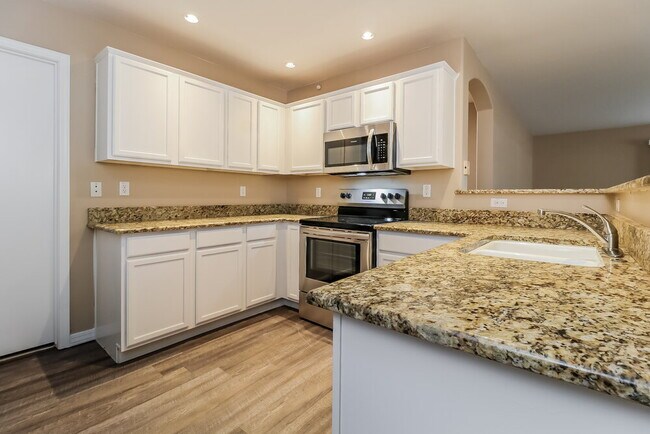 3172 S 162nd Ln, Goodyear, AZ 85338 - photo 6