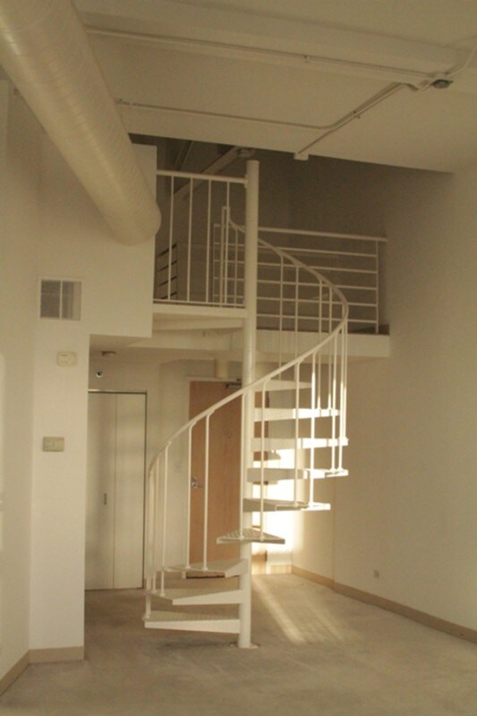 Downer Place Lofts 220 E Downer Place, Aurora, IL