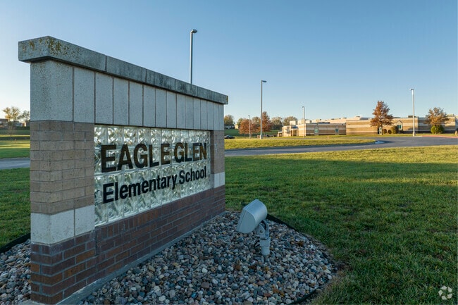 Eagle Glen Elementary School